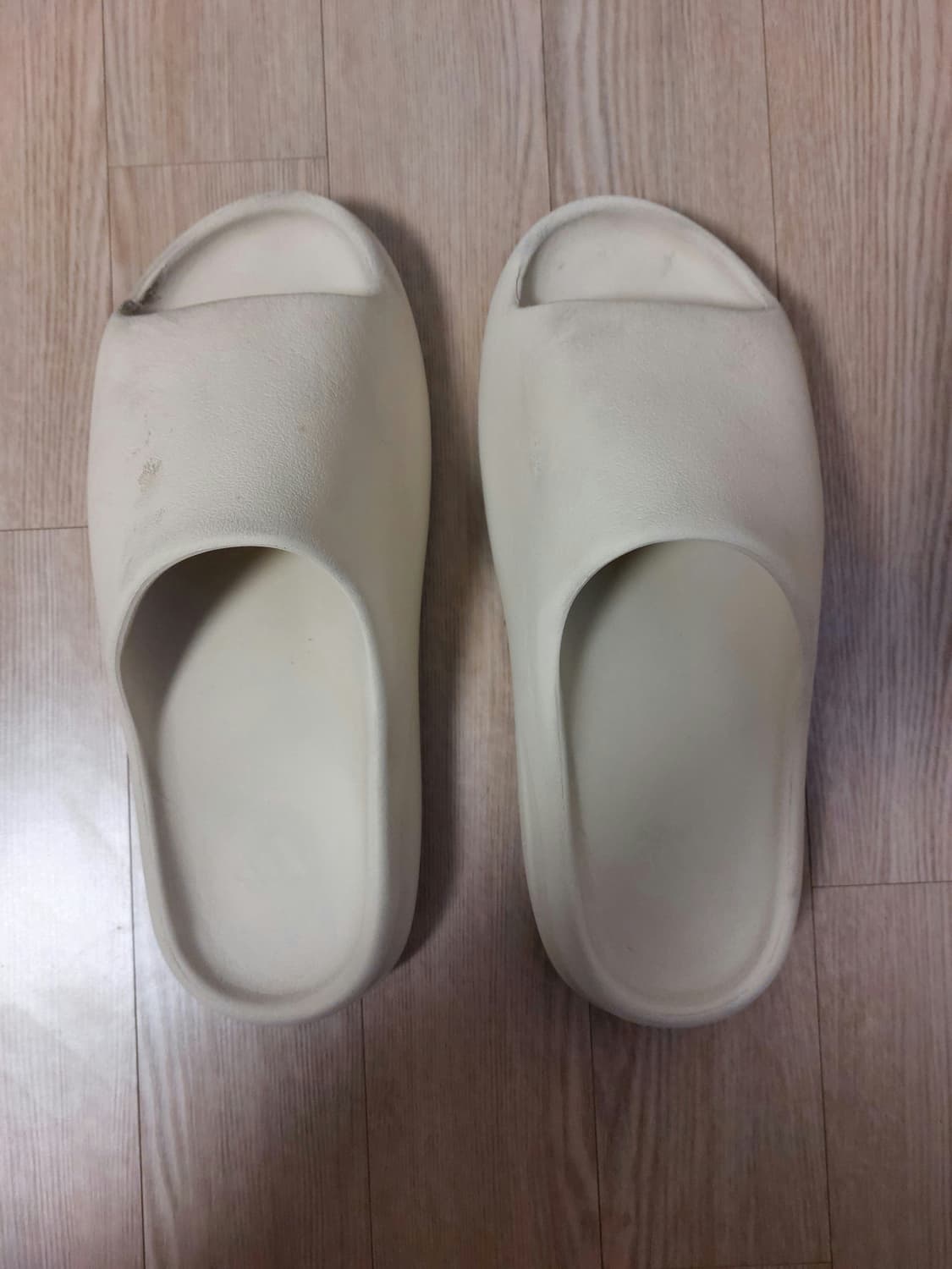 아디다스 이지 슬라이드 본 상품이미지5