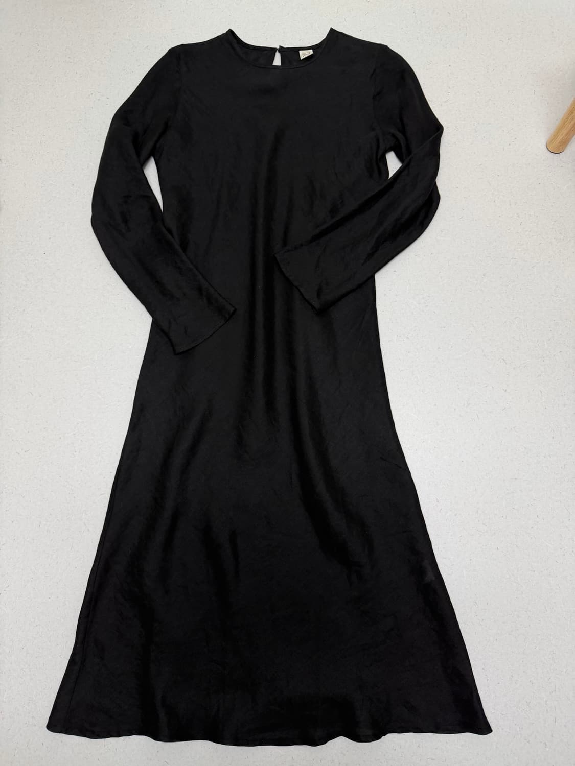 baserange dydine long sleeve maxi dress 상품이미지3