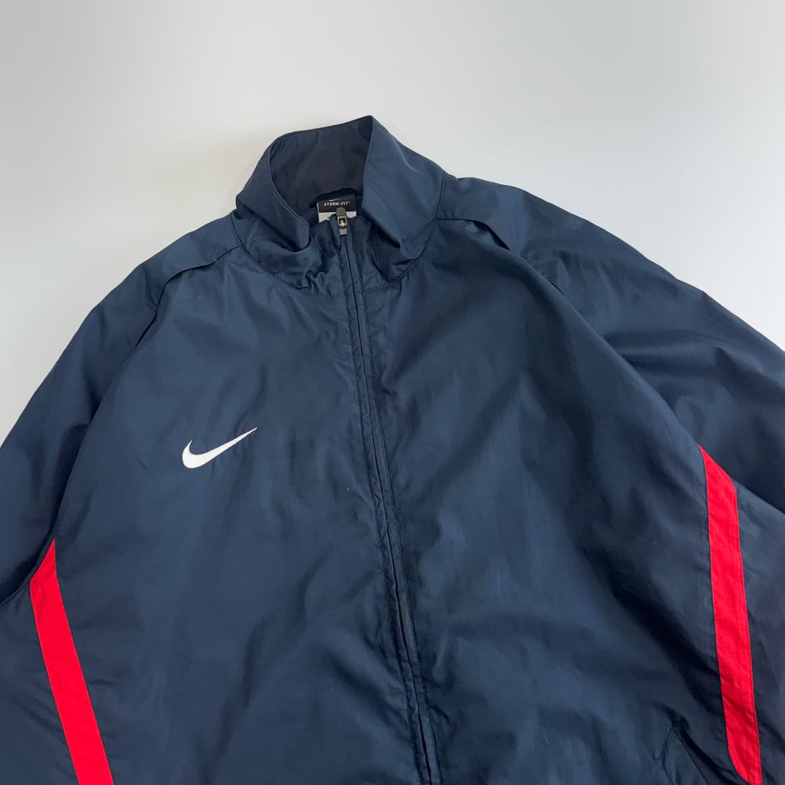 Nike 나이키 레드 포인트 네이비 바람막이 상품이미지4