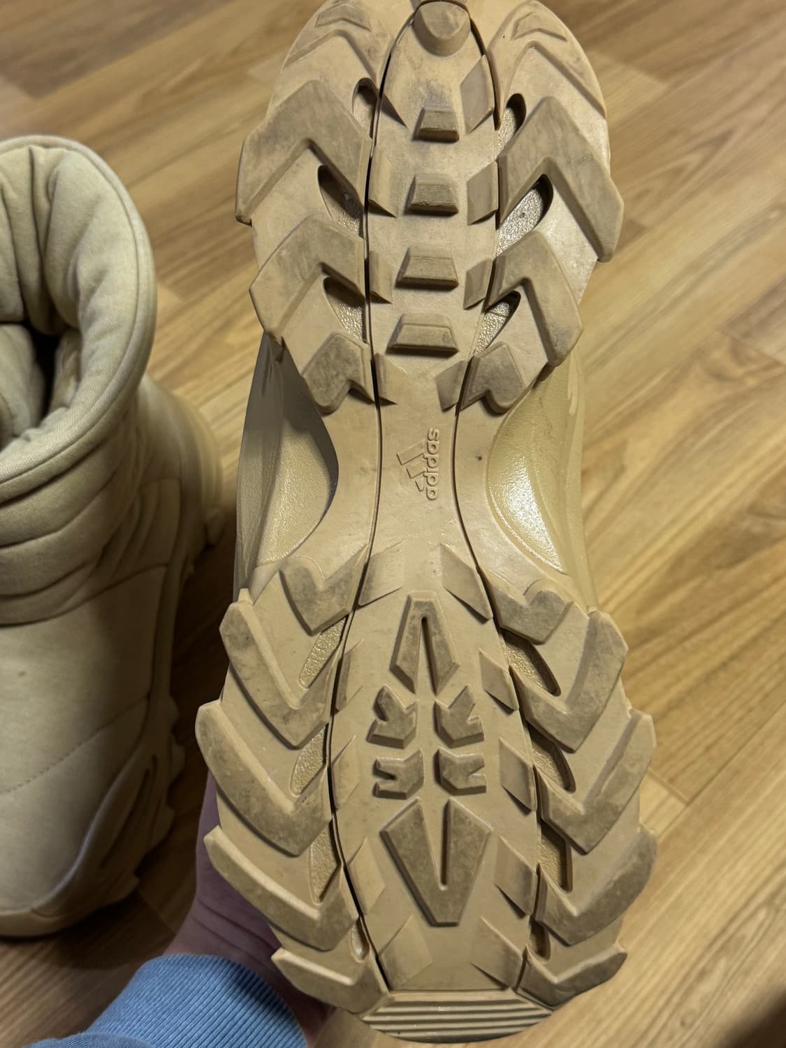 yeezy nsltd 부츠 265 / 8.5사이즈 상품이미지9