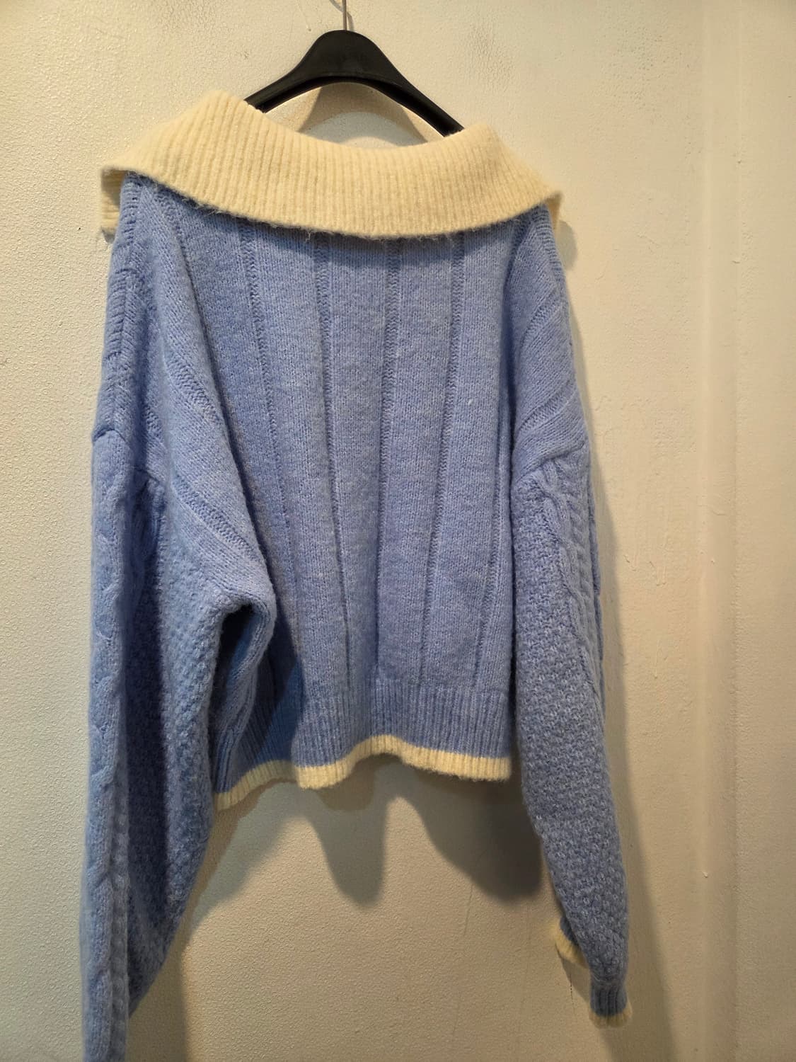 비바셔츠 카라넥크롭니트 상품이미지2