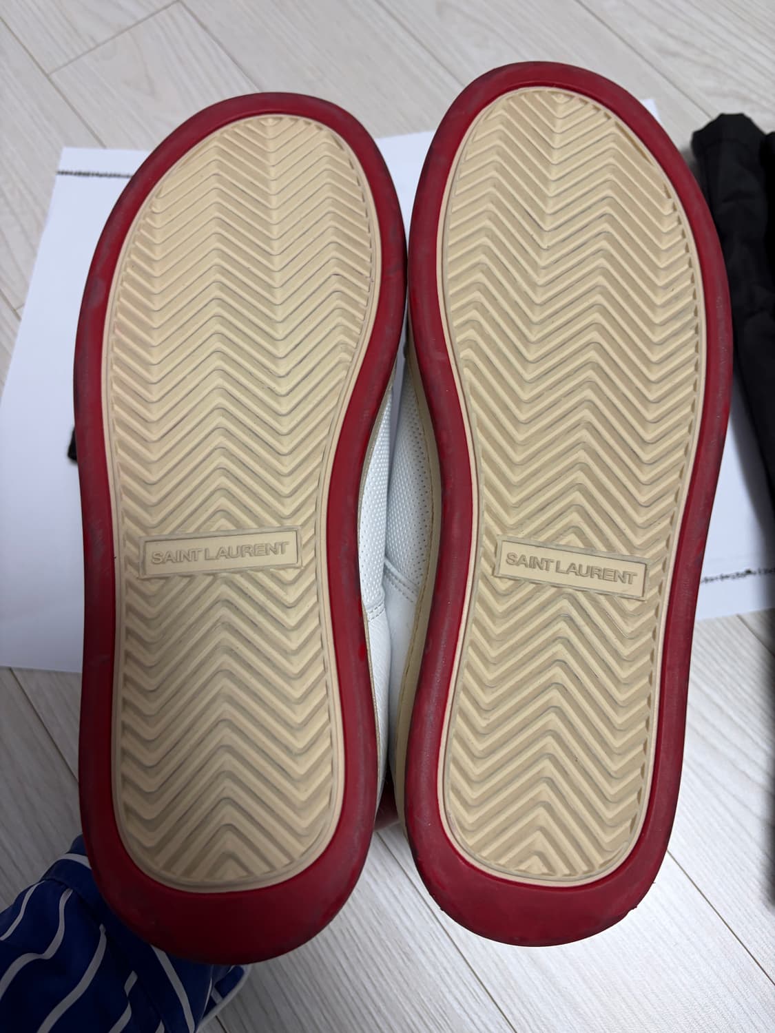 생로랑 SL61 화이트 레드 스니커즈 41(260) 상품이미지7