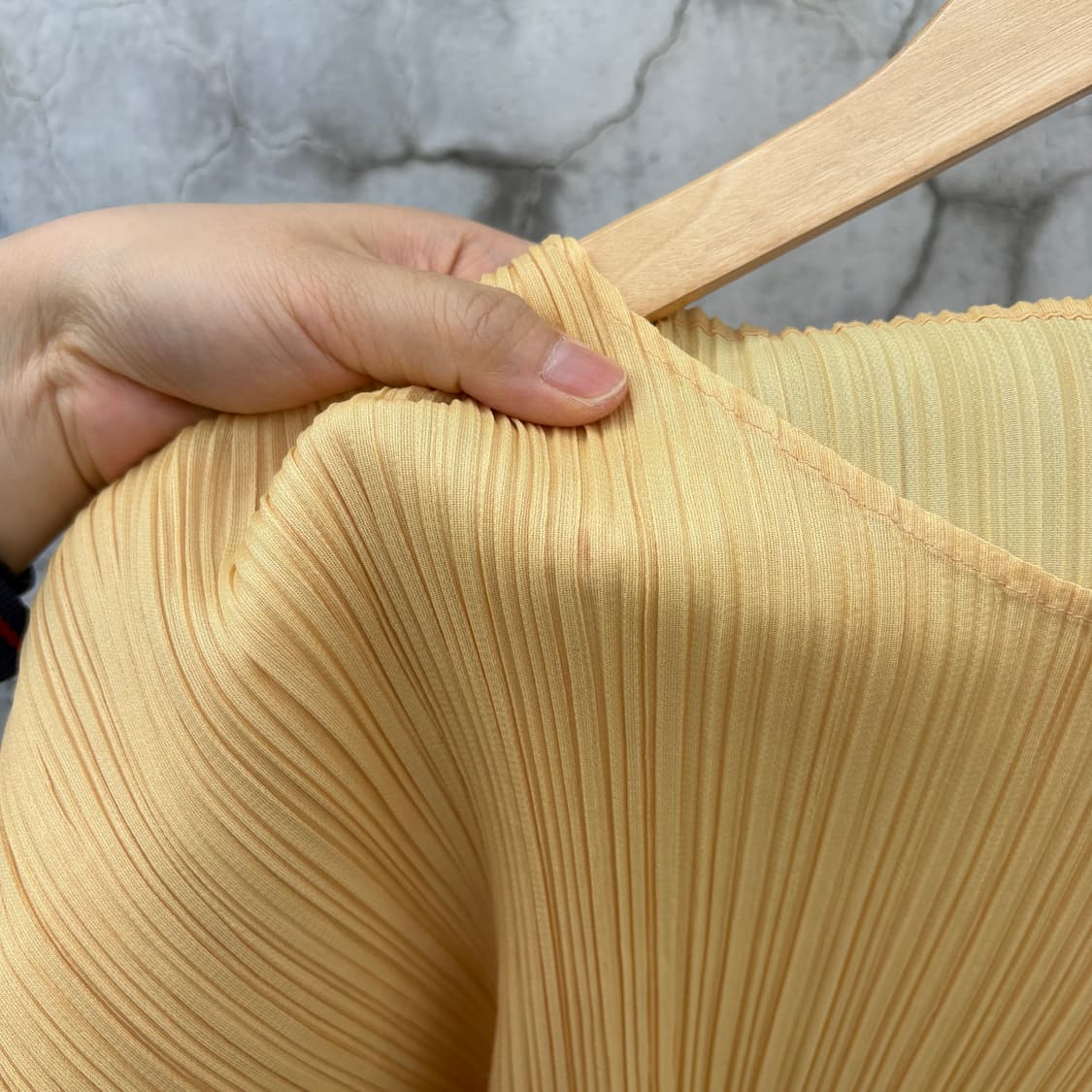 Pleats Please 이세이미야케 플리츠플리즈 슬리스리스 나시 티셔츠 상품이미지3