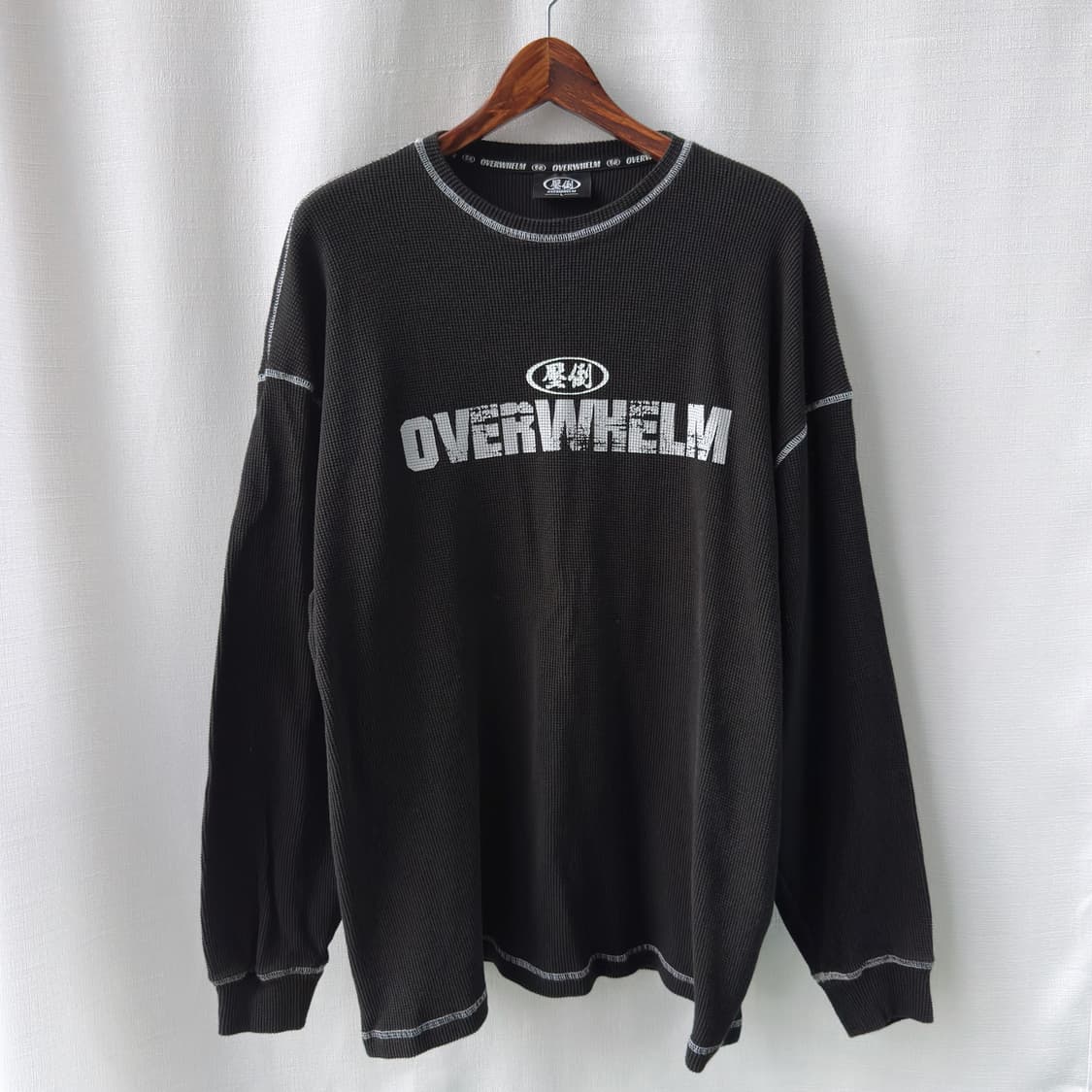 Overwhelm 압도 프린팅 와플 긴팔 티셔츠 블랙 L 상품이미지1