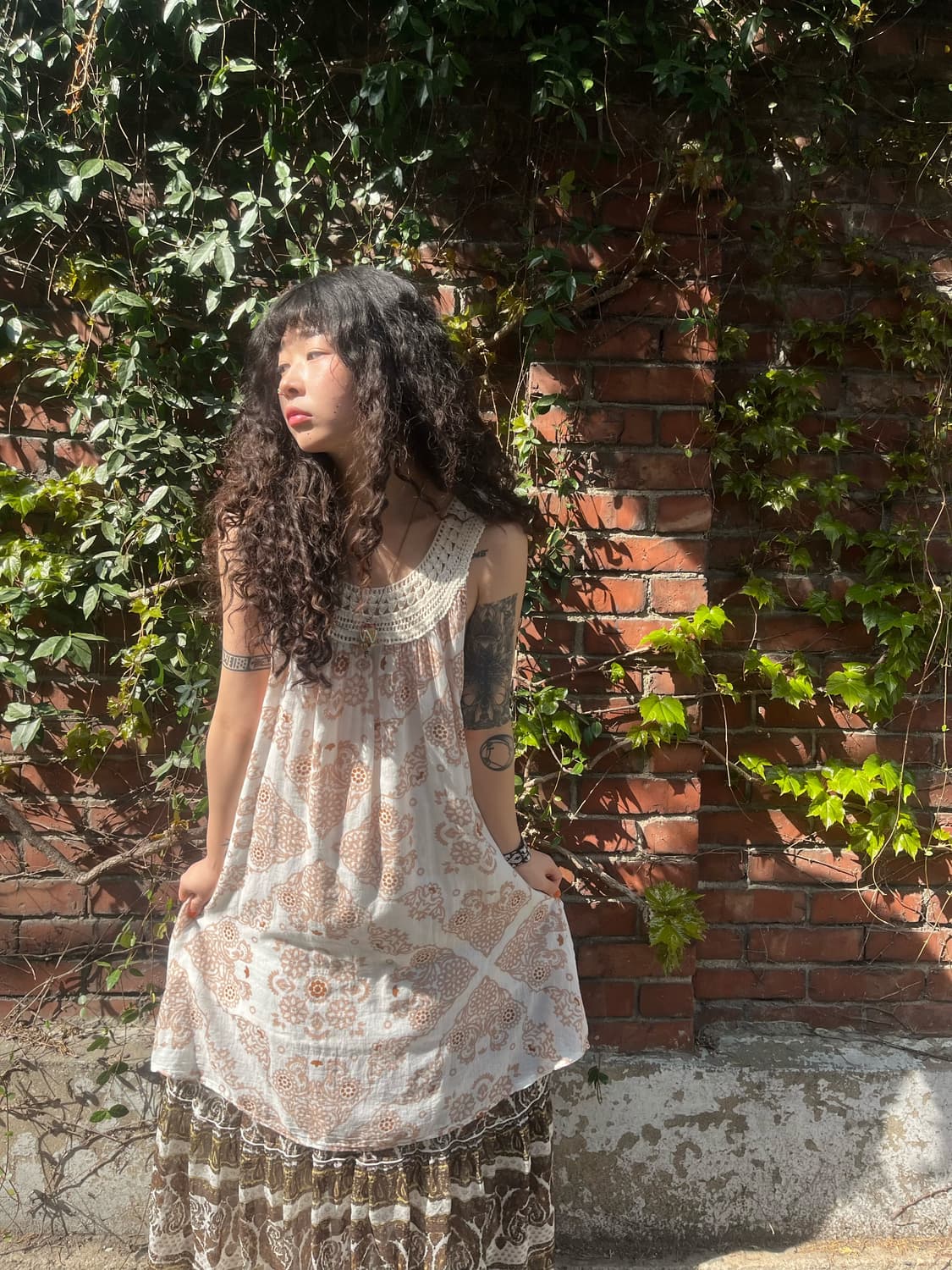 에스닉 페이즐리 패턴 미디 원피스 상품이미지2