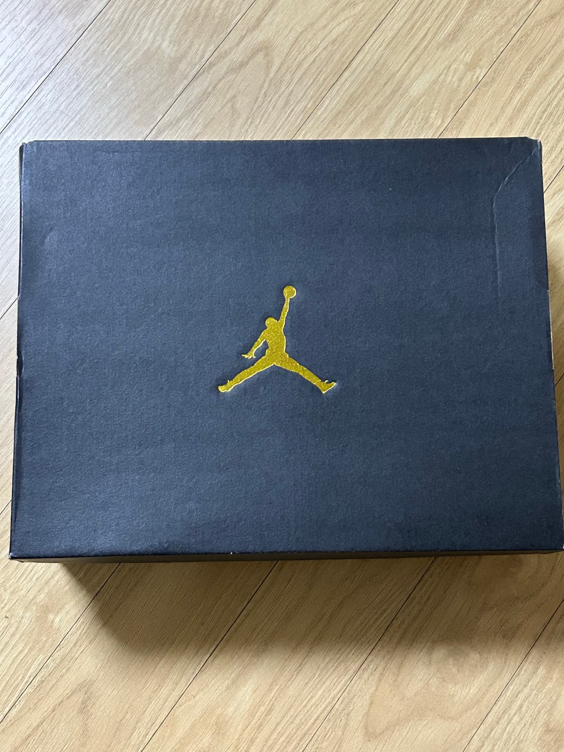 나이키 에어 조던(AIR JORDAN 1 MID-GS) 상품이미지1