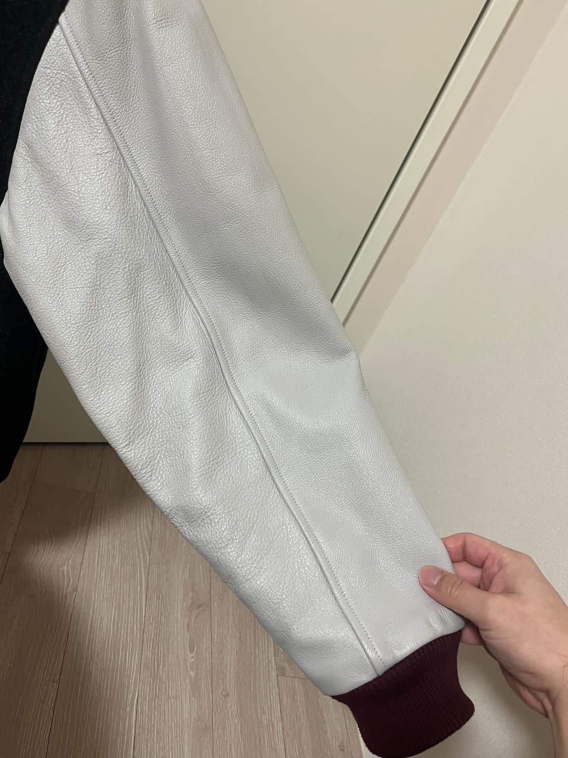 뉴발란스 디스이즈네버댓 울 레더 바시티 상품이미지3