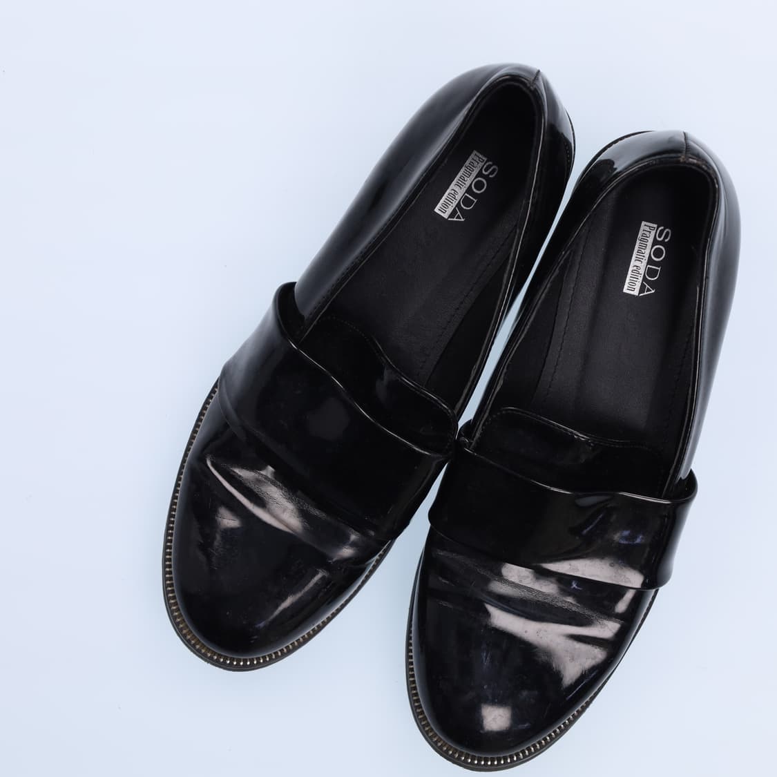 245 소다 블랙 에나멜 로퍼 0210H2 상품이미지2