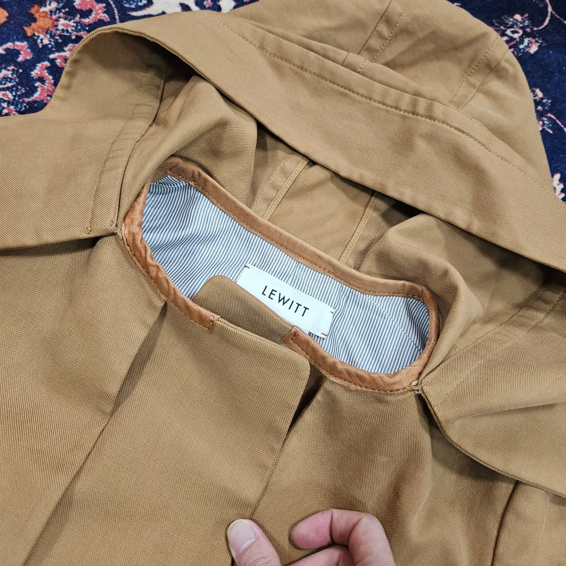 르윗(Lewitt) 숏 트랜치 빅후드 자켓 Free 상품이미지4