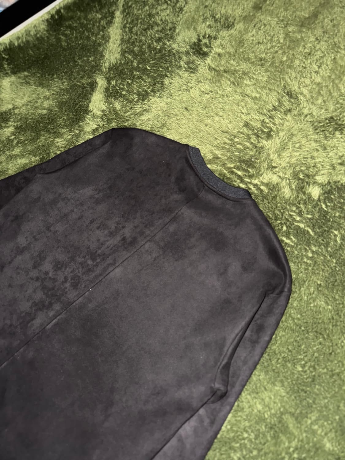 [105] Another T TNGT 엠브로이더리 스웨이드 텍스쳐 스웻 상품이미지8