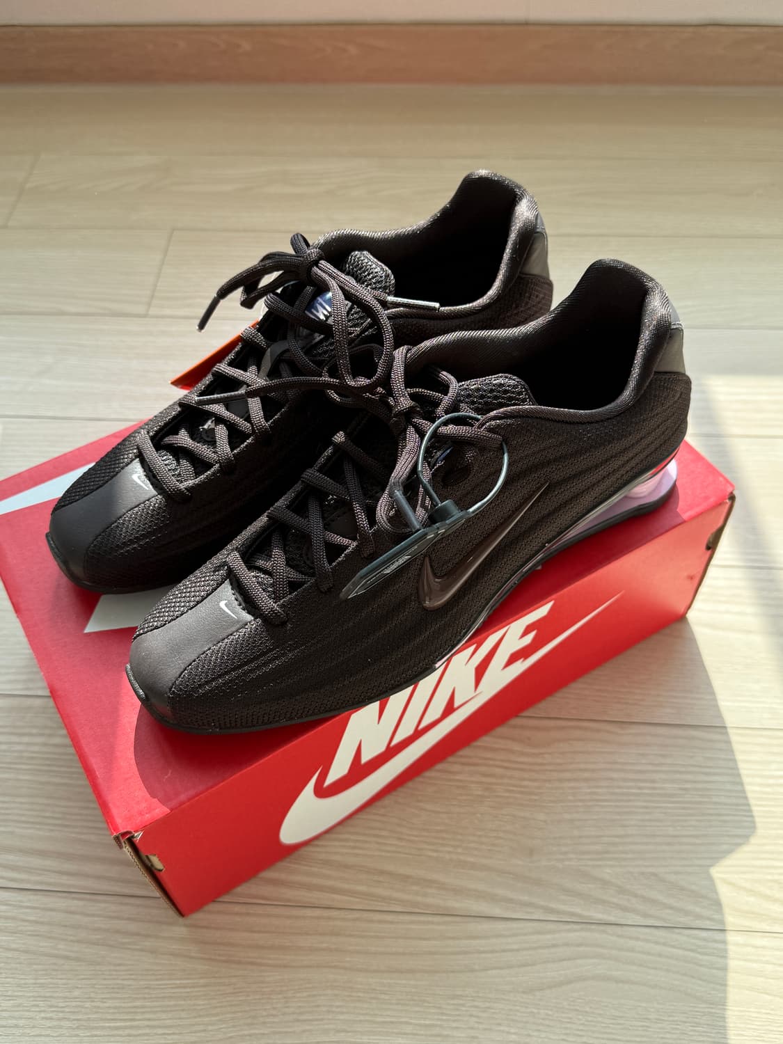 새상품) 나이키 샥스 벨벳브라운라이트초코 230 상품이미지4