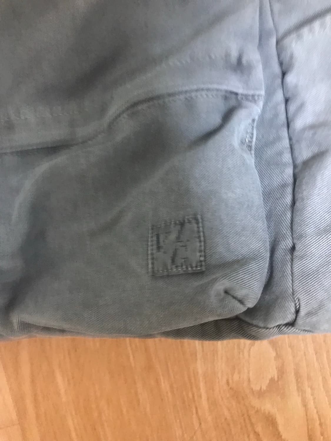 해칭룸 Dyed backpack 차콜  상품이미지3