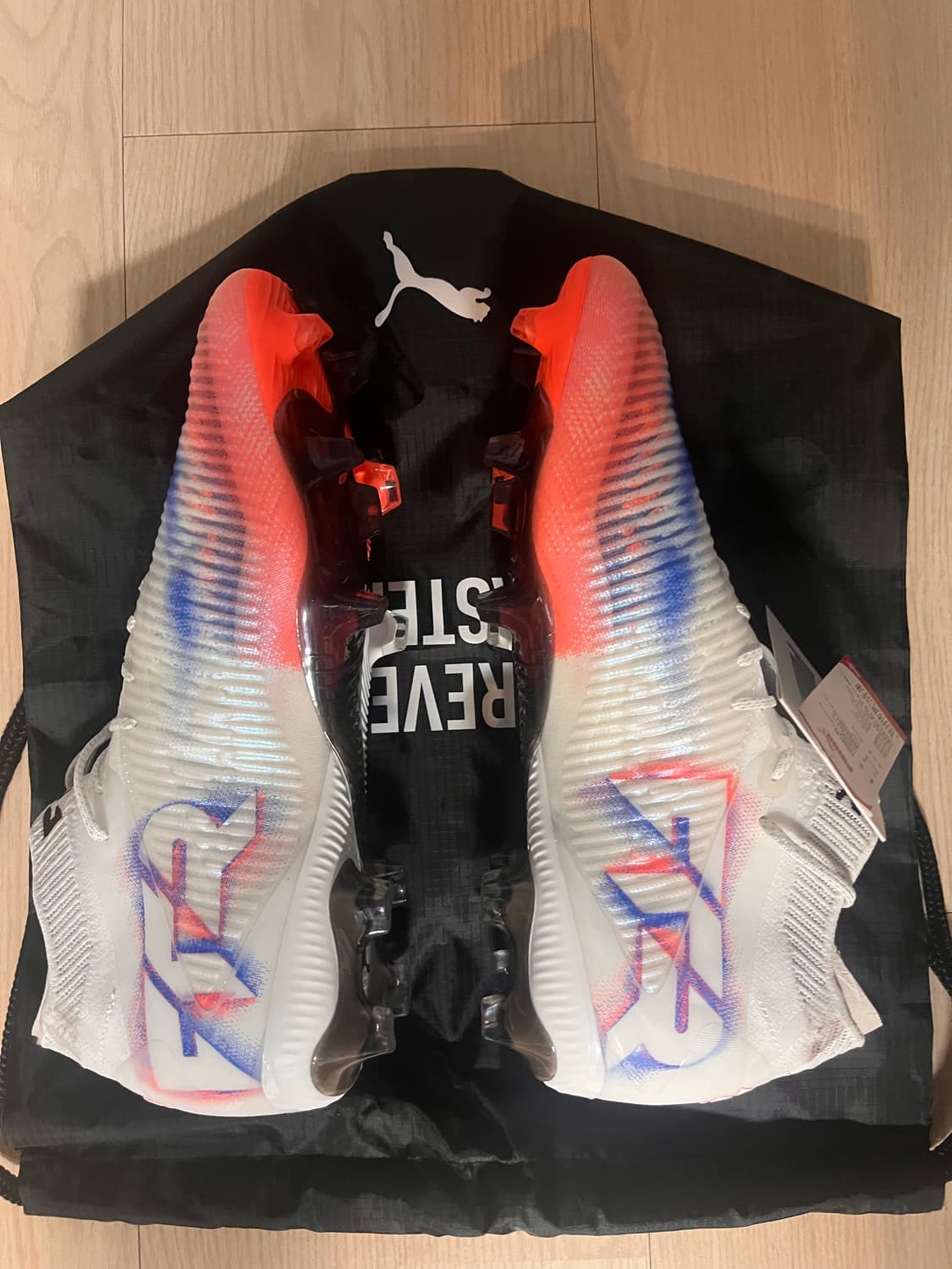 푸마 퓨처 축구화 새상품(265사이즈) 상품이미지4