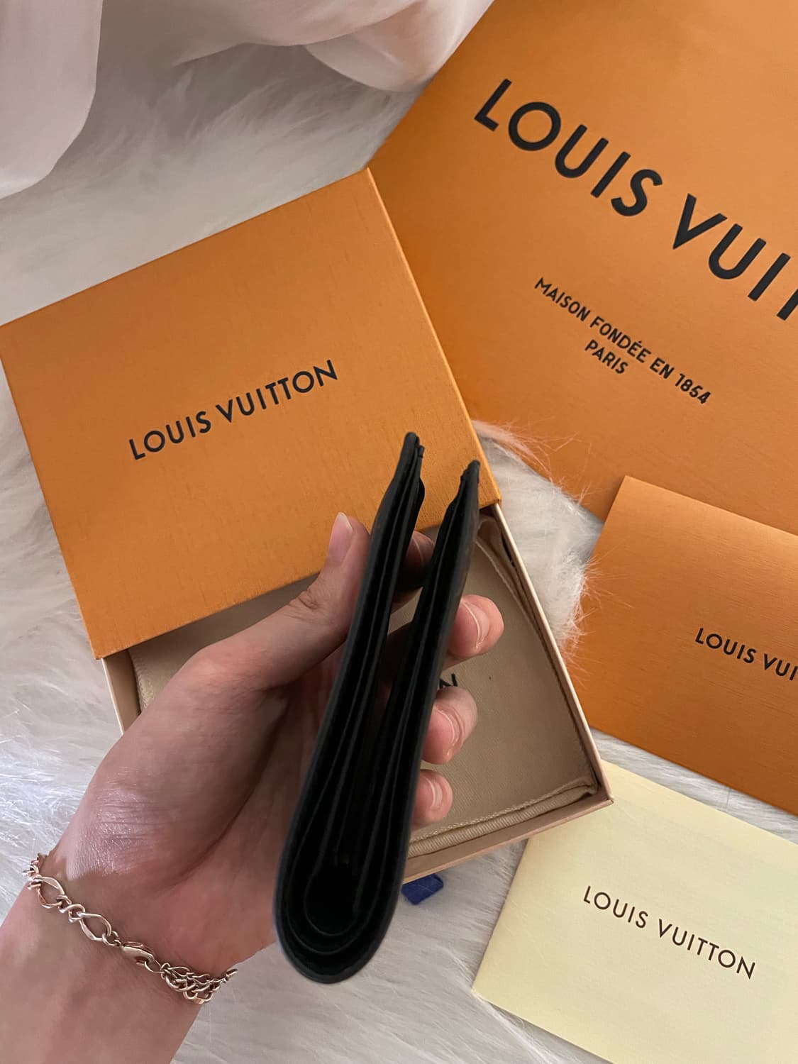 루이비통 모노그램 이클립스 반지갑 월렛 상품이미지4