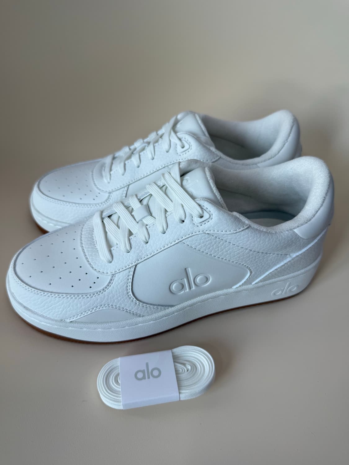 알로 요가 리커버리 스니커즈 화이트 검솔  상품이미지8