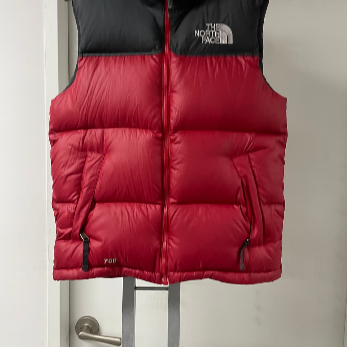 노스페이스 700 패딩 조끼 레드 85 상품이미지3