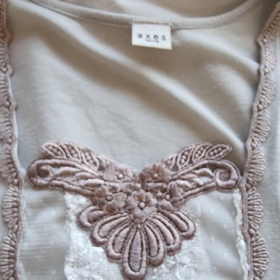 레이스 핀턱 리본 슬리브리스 탑 상품이미지3