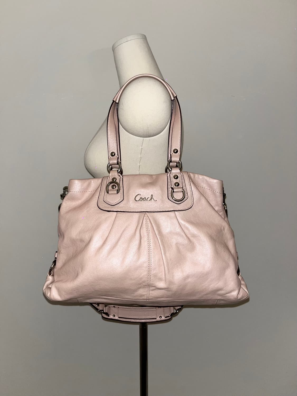Y2K Coach baby pink Shoulder bag 상품이미지1