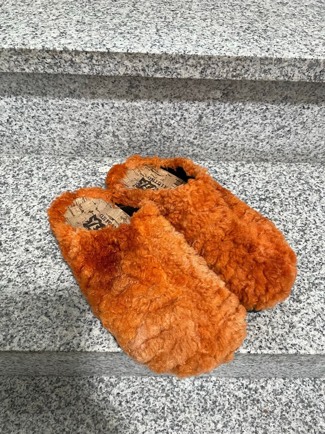 Y.E.S monsters slippers US6 230 상품이미지2