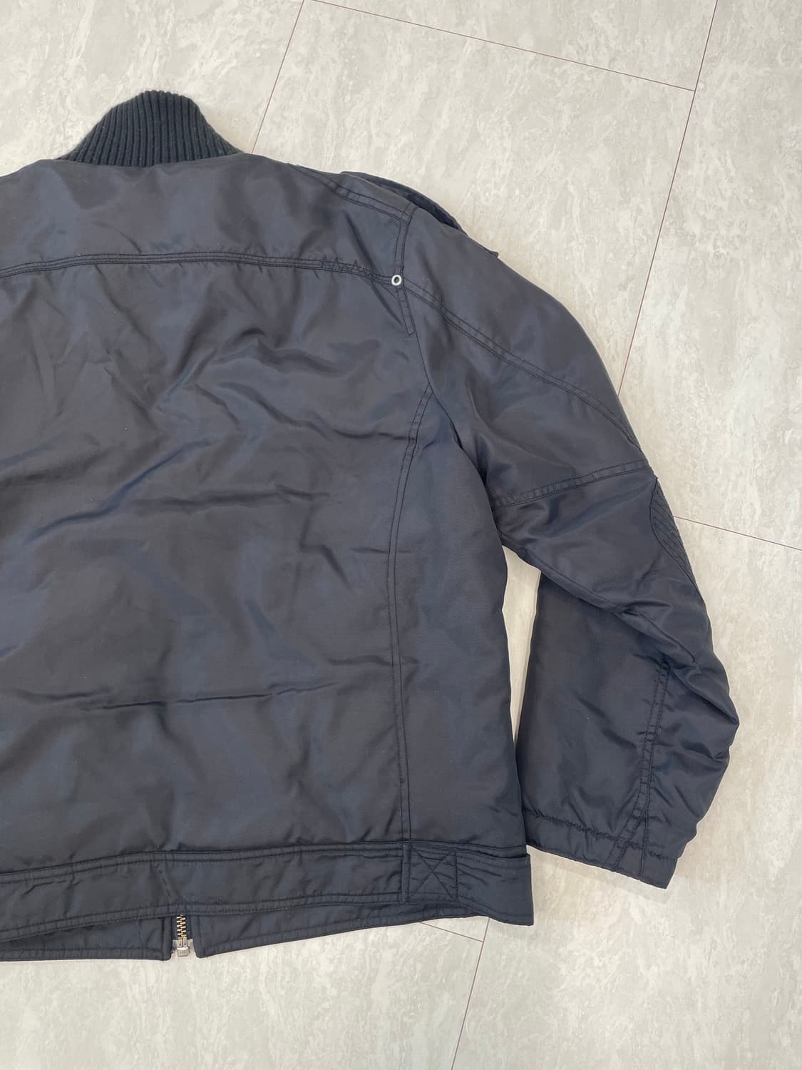 True Religion 트루릴리전 말발굽 스냅 봄버 자켓 블랙 상품이미지9