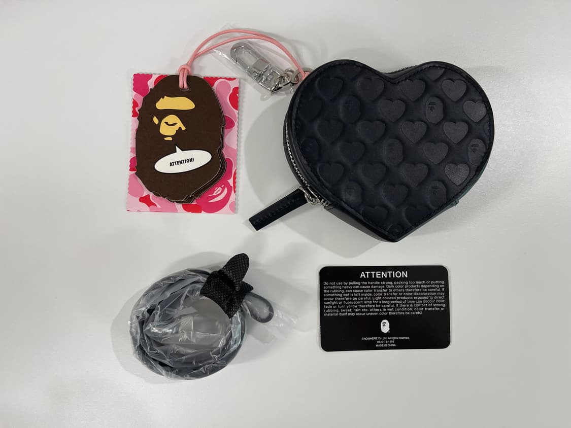 베이프 Bape 하트 파우치 블랙 상품이미지3