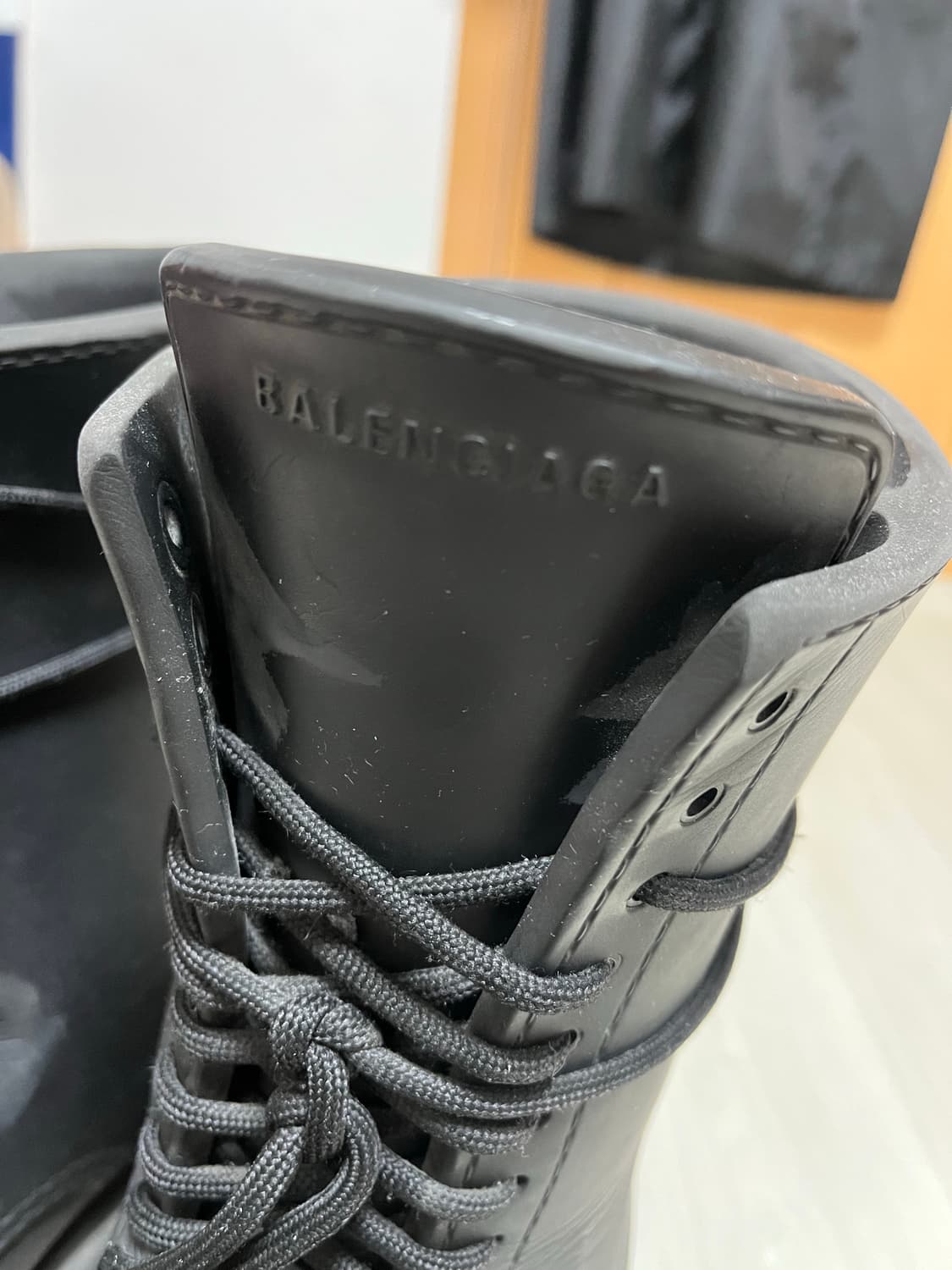 발렌시아가 스테로이드 부츠 상품이미지5