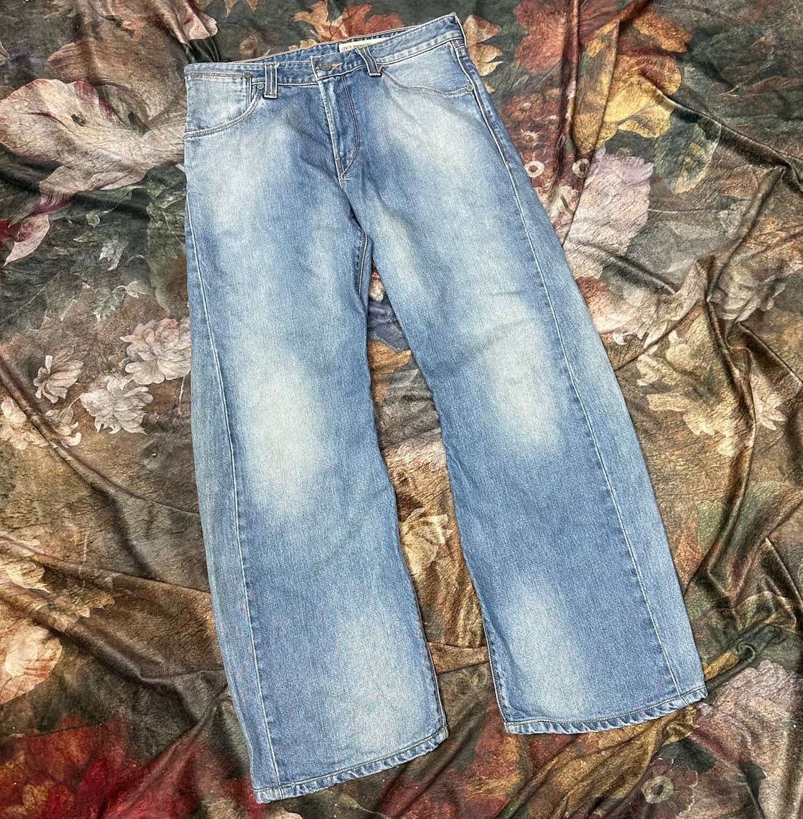 리바이스 빈티지 엔지니어드 아이스워싱와이드데님진 29 상품이미지1