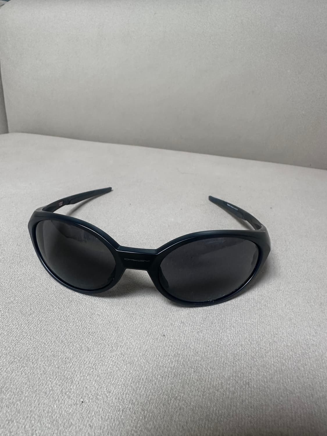 오클리 아이자켓 리덕스 블랙 그레이렌즈 상품이미지1