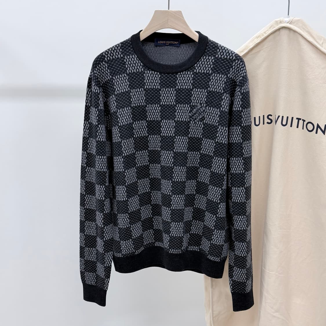 [S+급/XL] 루이비통 다미에 울 크루넥 니트 블랙 상품이미지1