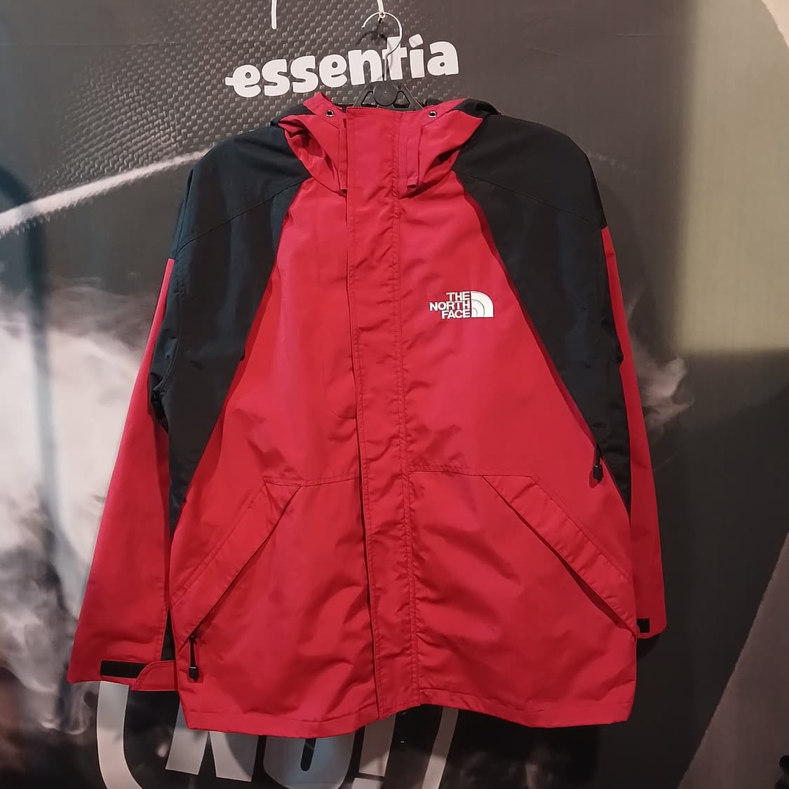 노스페이스 바람막이 레드 상품이미지1