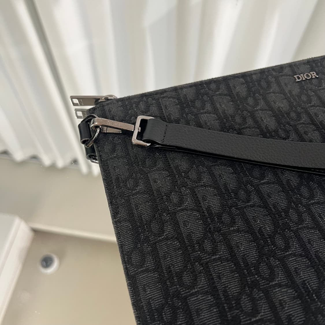 디올 오블리크 A4 클러치 블랙 상품이미지6