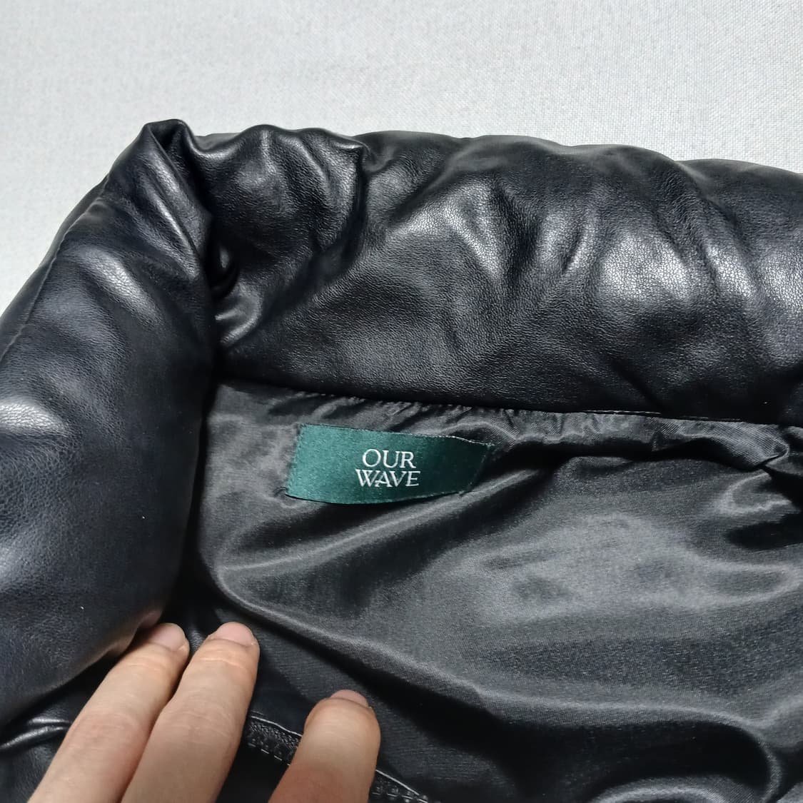 our wave 아워웨이브 레더 패딩 조끼 자켓 남녀공용 상품이미지7