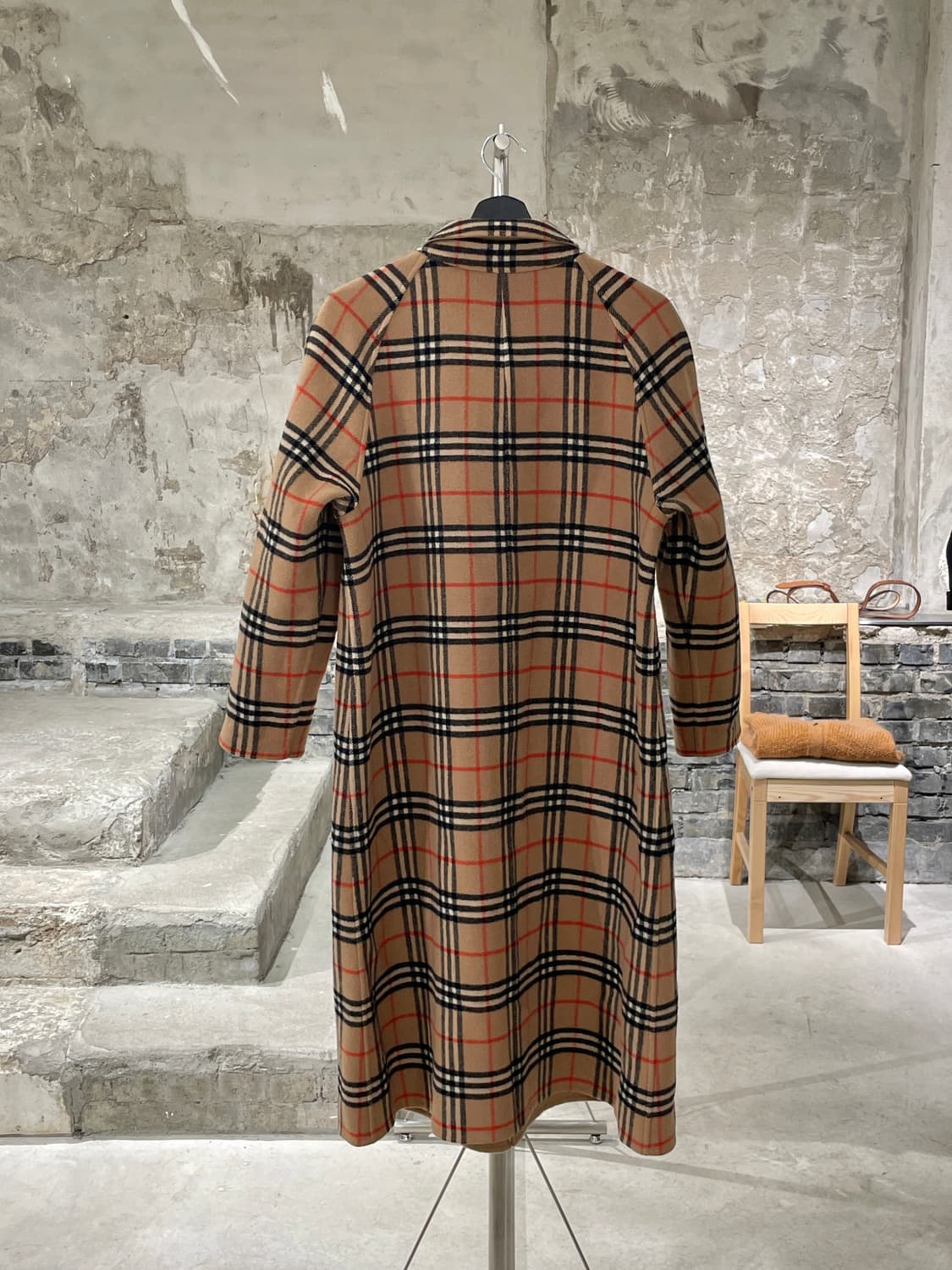 버버리 베이지 노바체크 리버시블 울 코트 상품이미지4