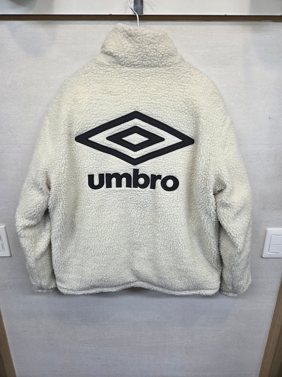 엄브로 빅로고 리버시블 플리스 패딩자켓 Lg 상품이미지2