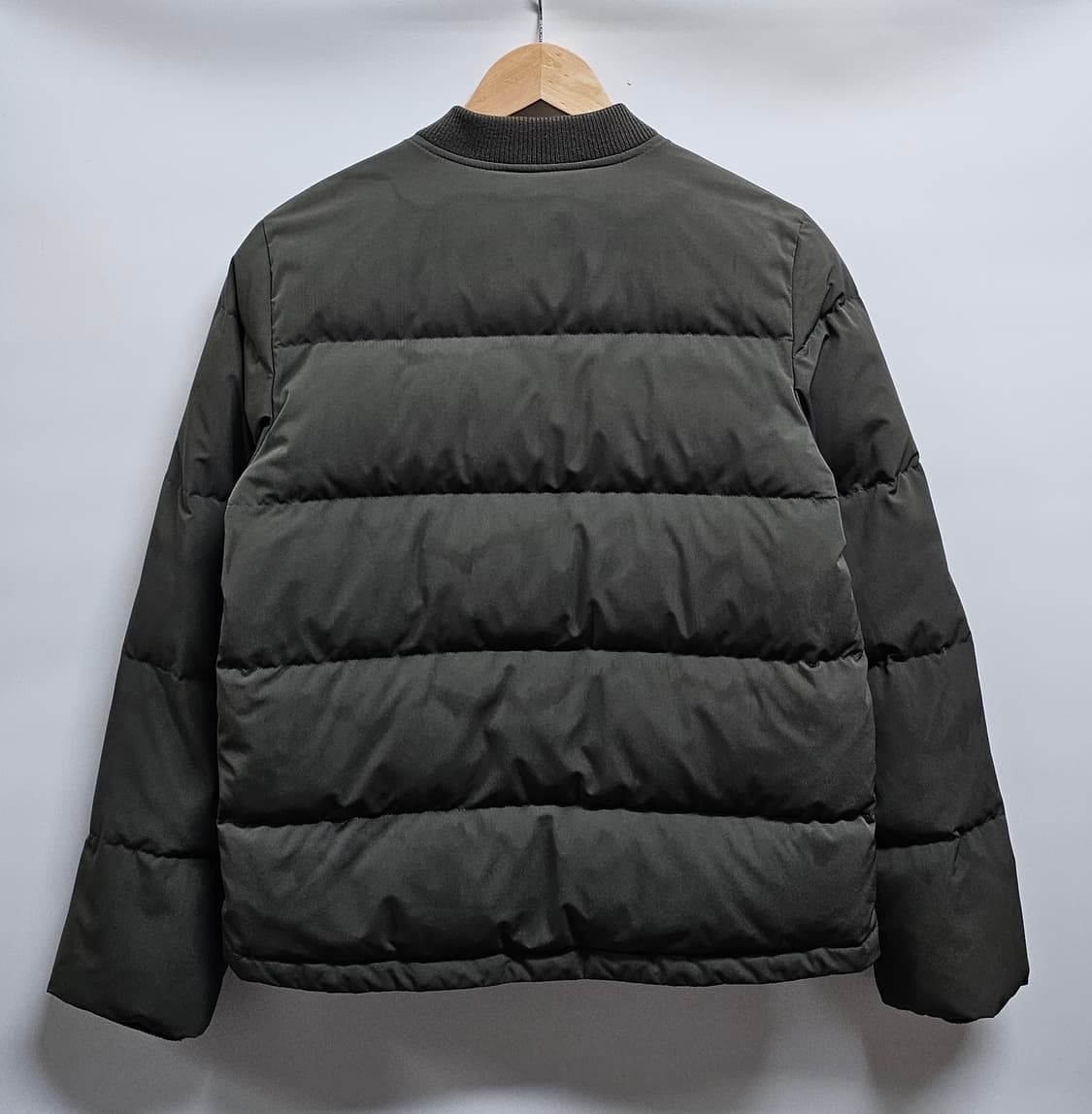 게스 여성 덕다운 경량패딩 S 상품이미지2