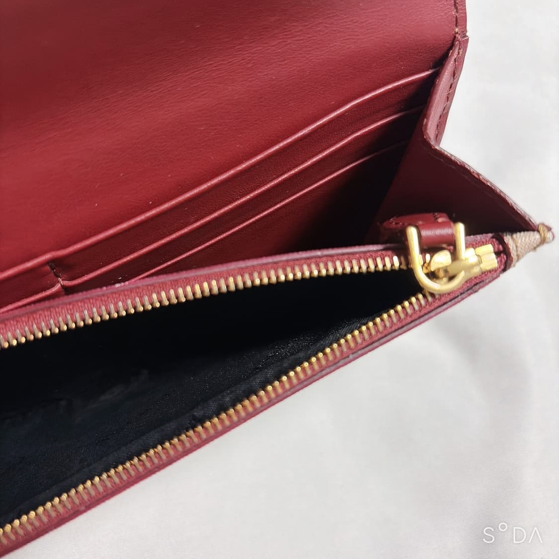 버버리 체크 패턴 장지갑 상품이미지5