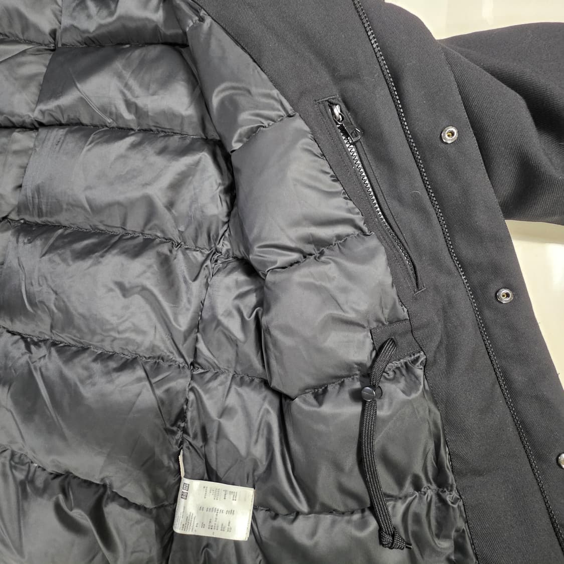 1663 유니클로 남성 블랙 후드 패딩 자켓 / M다운심플 데일리 상품이미지8