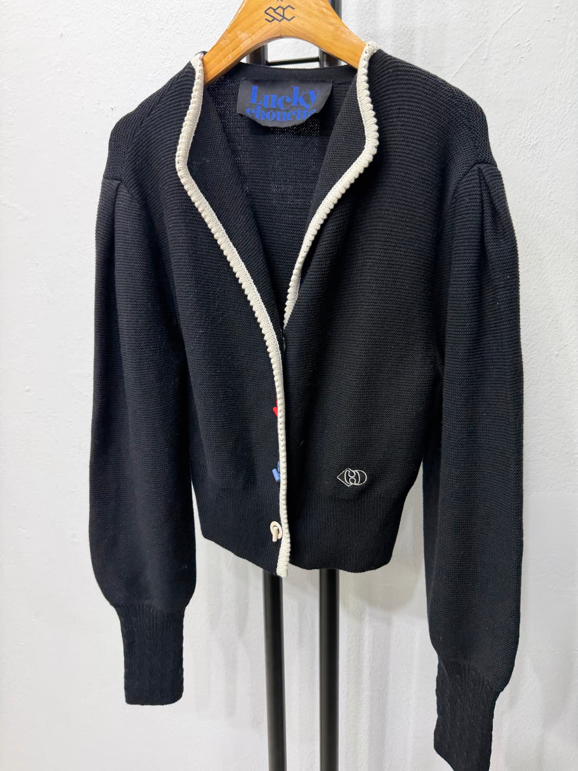 정품) 럭키슈에뜨 22ss 블랙 가디건 F 상품이미지3