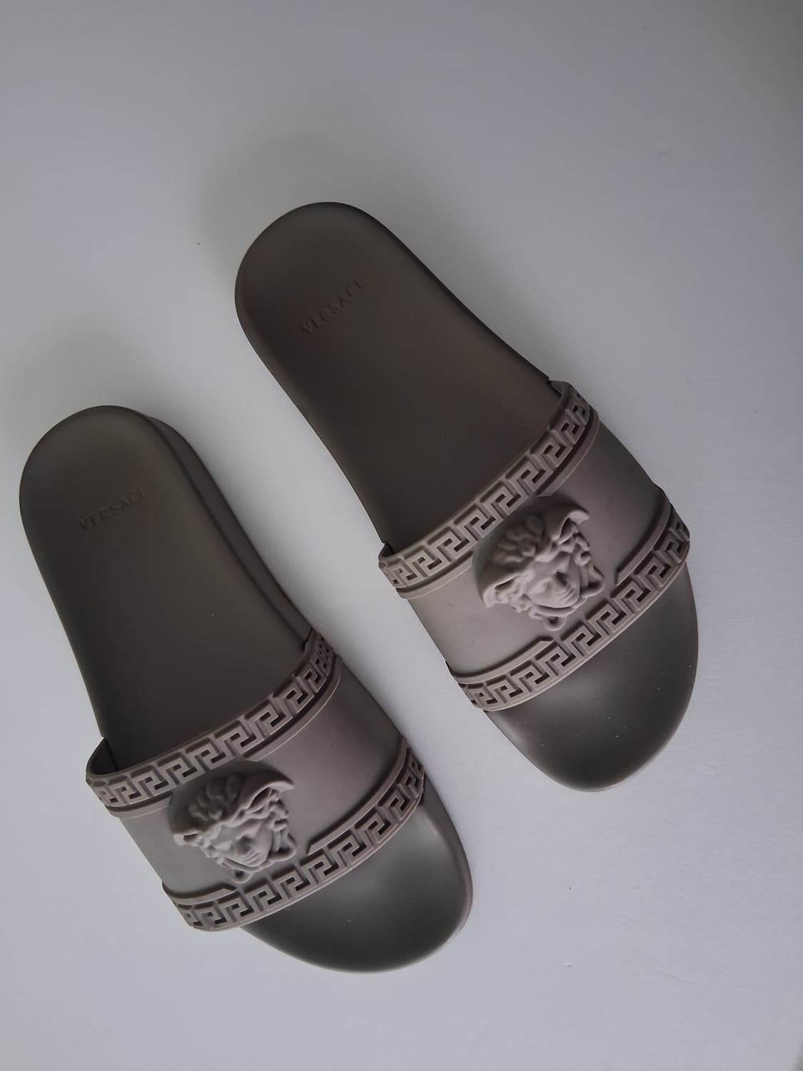 Versace 베르사체 팔라쪼 메두사 슬리퍼 박스풀셋 상품이미지8