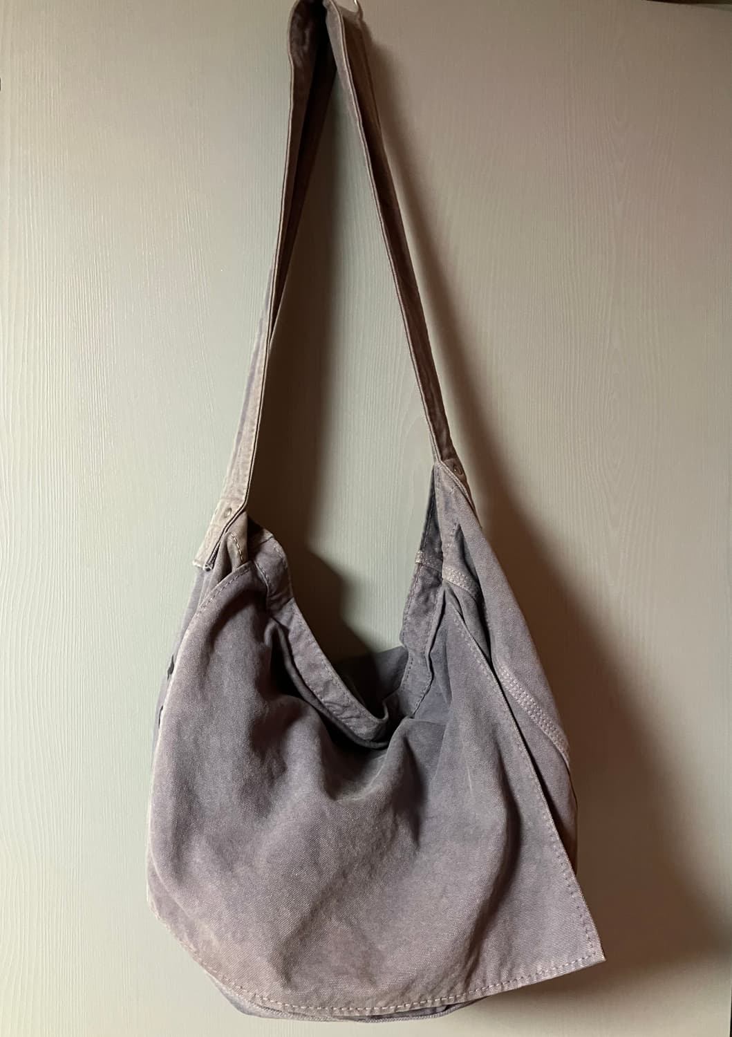 Kapital messenger bag. 캐피탈 크로스 백 상품이미지1