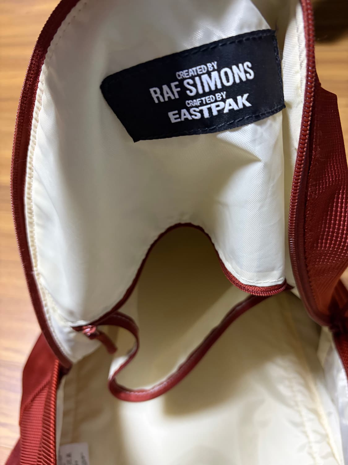 라프시몬스x이스트팩 18fw 백팩 상품이미지5