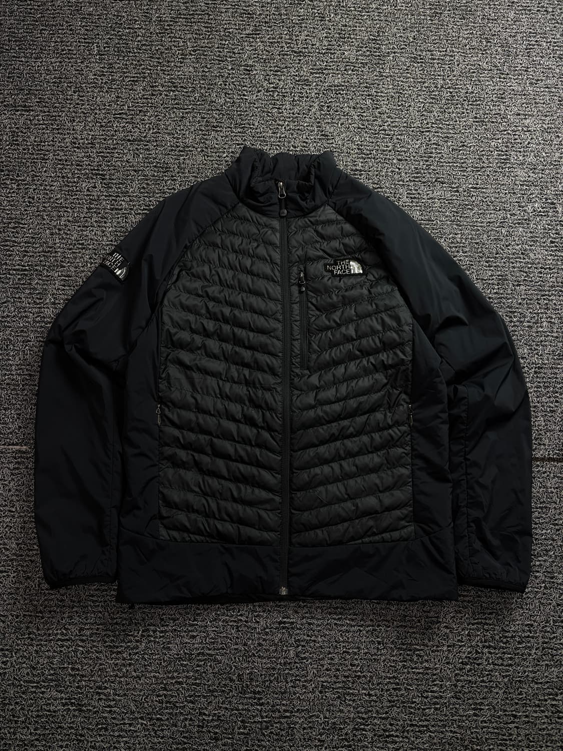 노스페이스 브이모션 다운 경량 패딩 자켓 블랙 1612 상품이미지2
