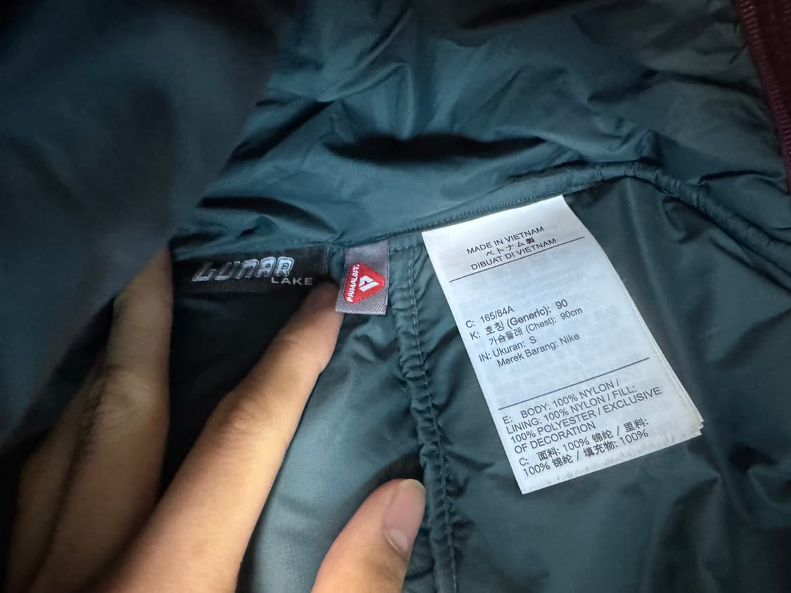 새상품급 나이키 Acg  써미핏 루나레이크 자켓 마룬s 100 패딩판매  상품이미지6