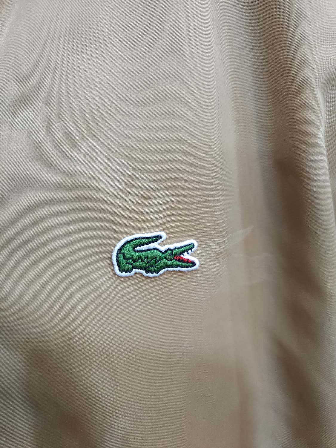 라코스테 리버시블 ma1 항공점버 모노그램패턴

 상품이미지2