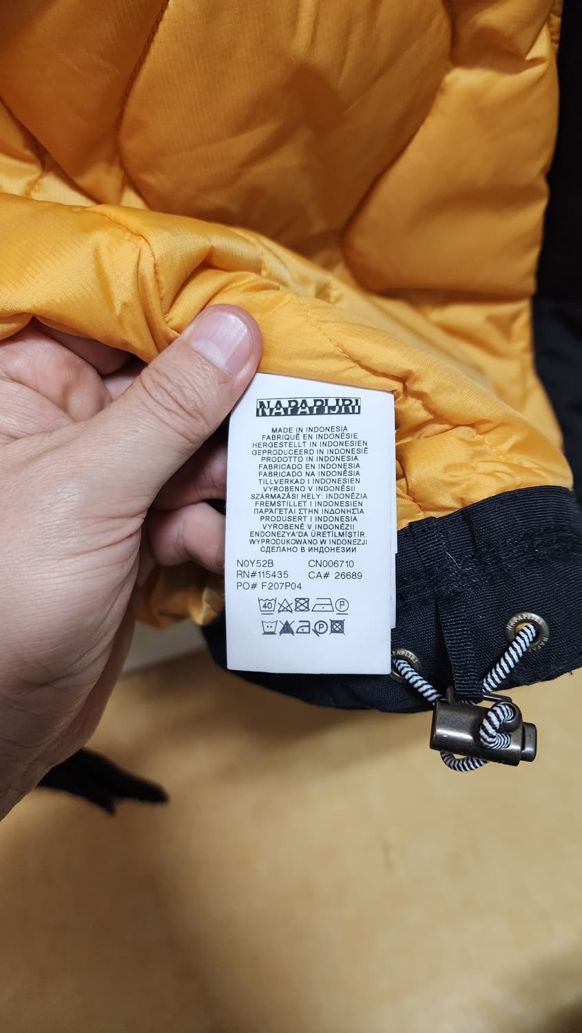 나파피리(NAPAPIJRI) 국내매장판 패딩 점퍼 상품이미지9