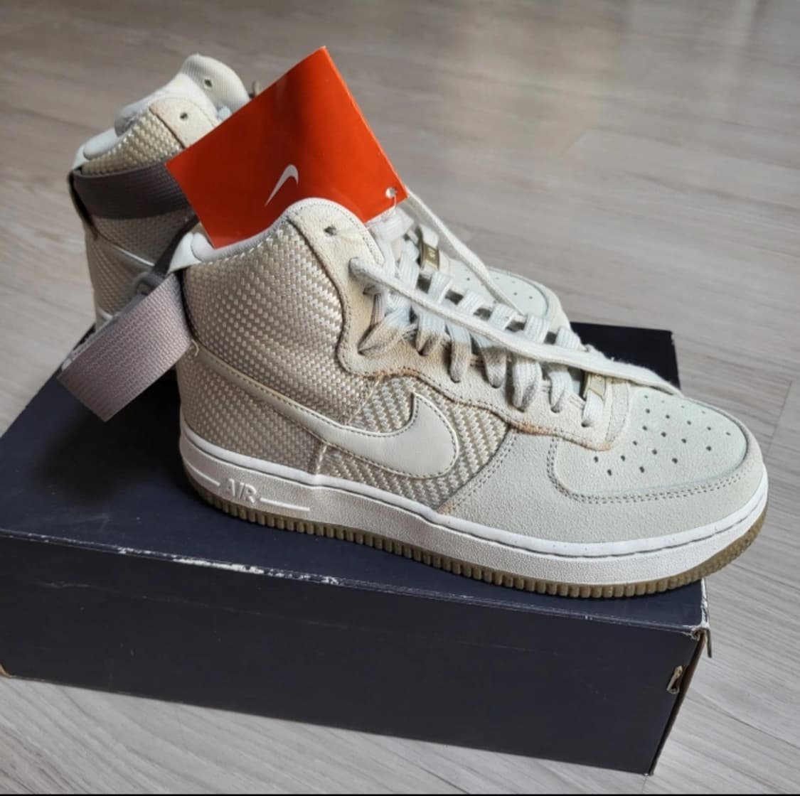 나니키 에어 포스 1(235)새상품 상품이미지1