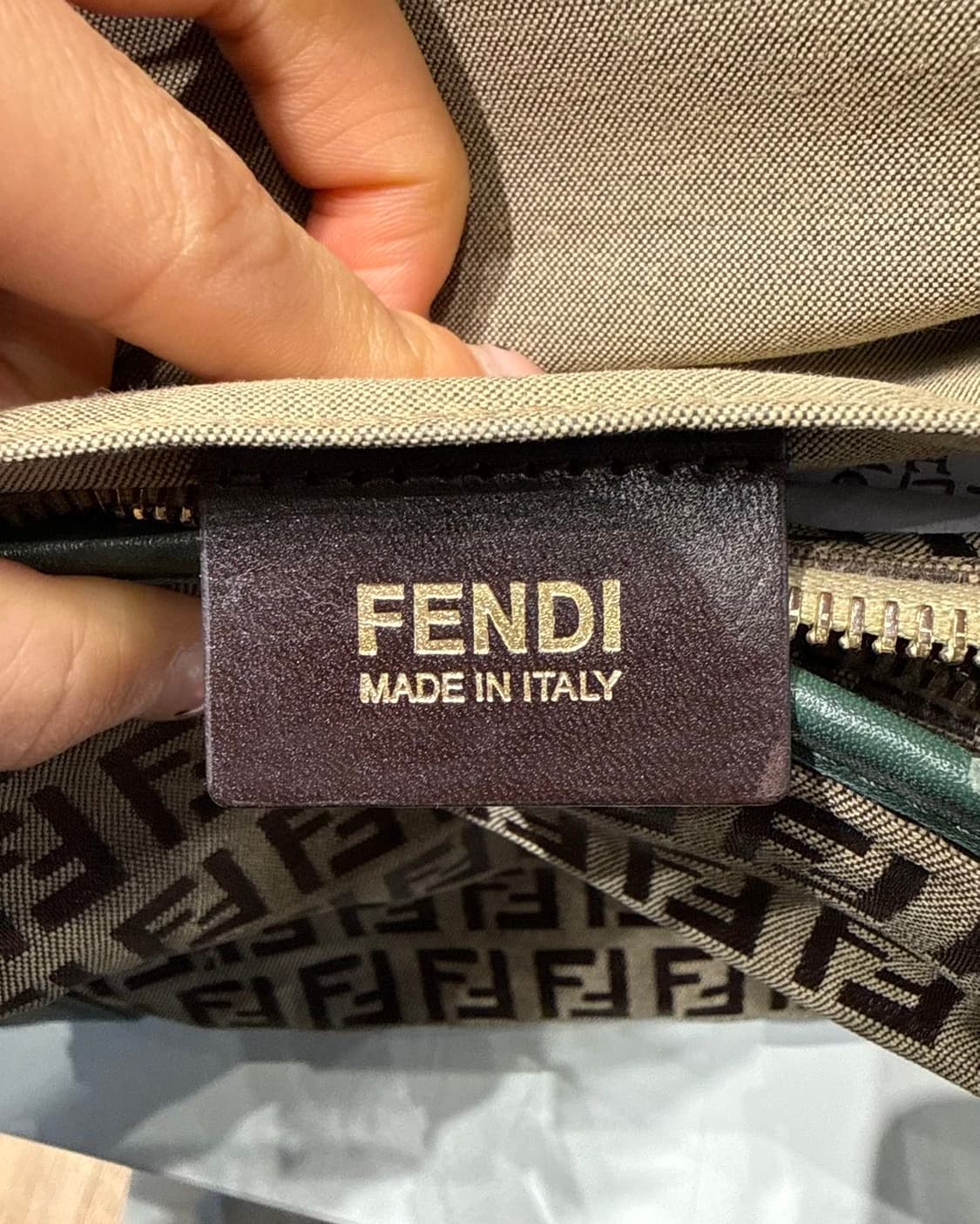 펜디 브라운 그린 주카 토트백  상품이미지9