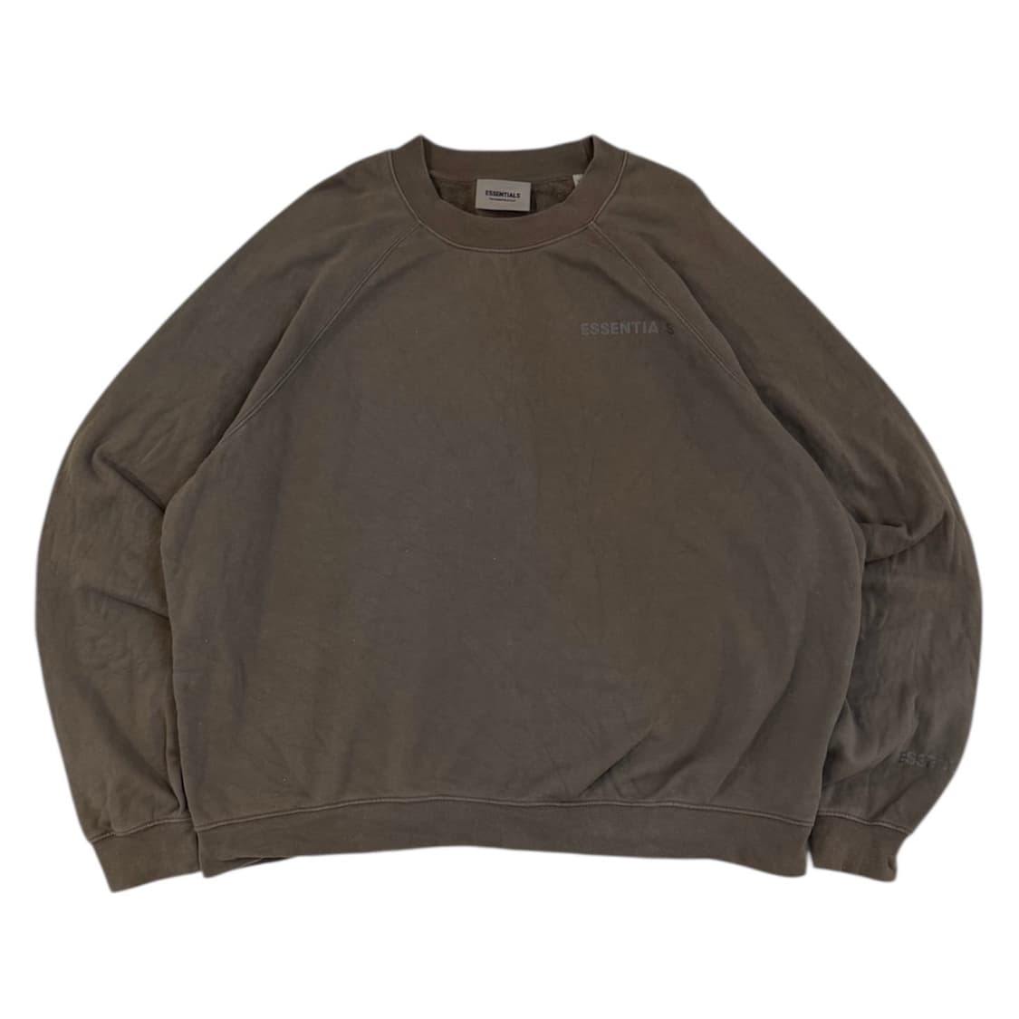 에센셜 피어오브갓 리플렉티브 로고 맨투맨 타우페 올리브 상품이미지1