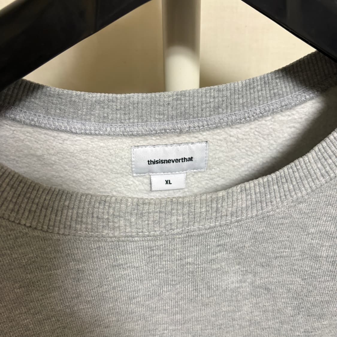 디스이즈네버댓 디네댓 로고 자수 기모 맨투맨 스웻셔츠 / 그레이, XL 상품이미지4