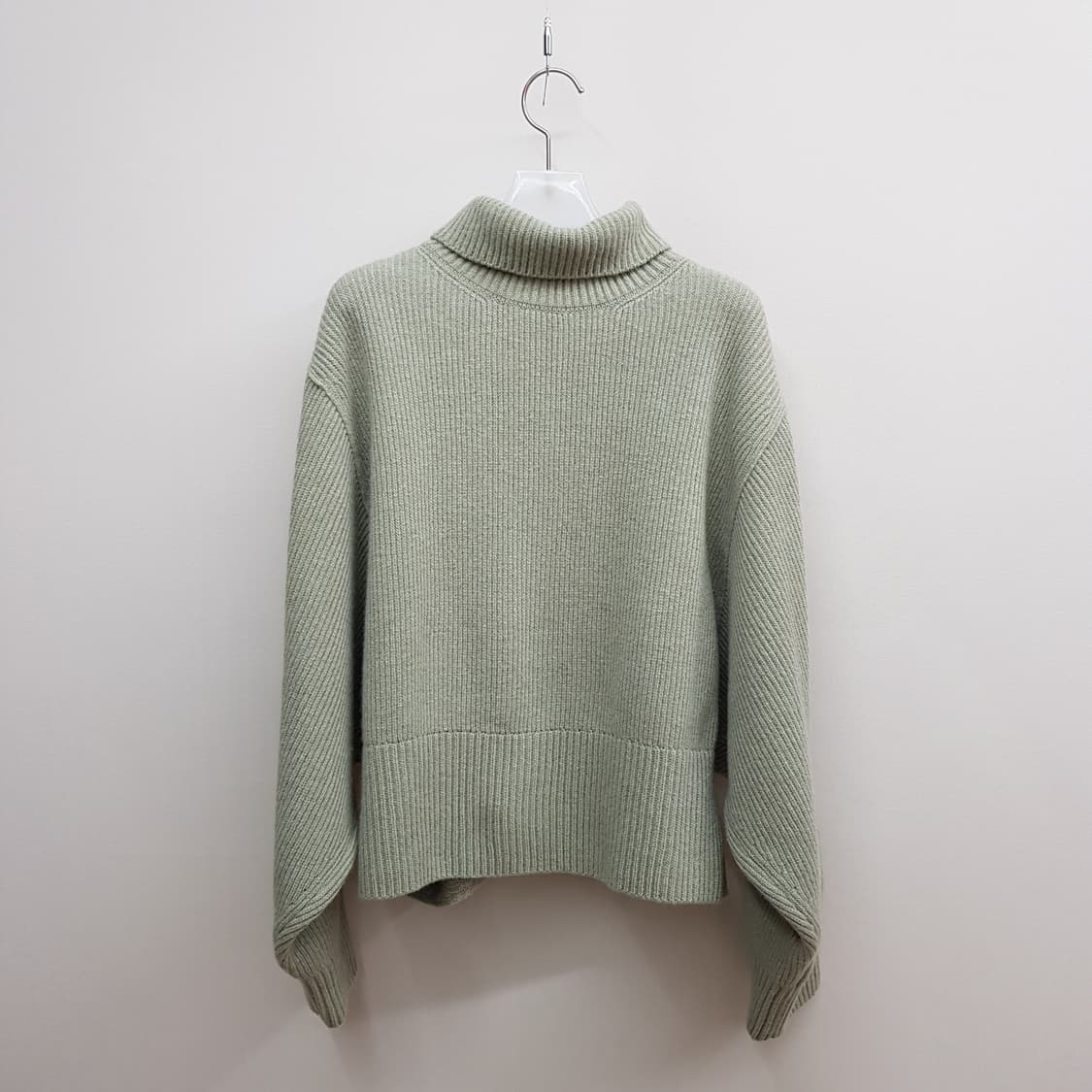 한섬 SJSJ  2021 터틀넥  울 니트 스웨터 F사이즈 상품이미지4